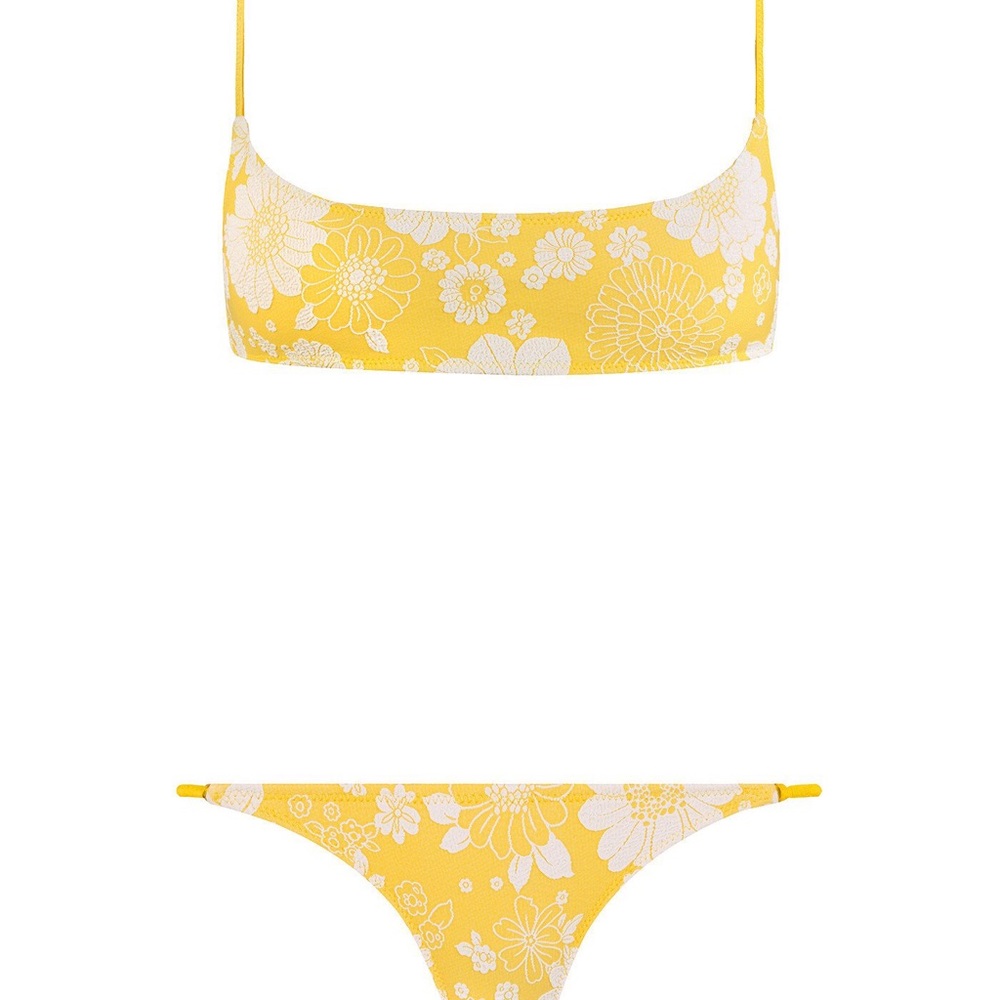 ISO triangl! gemma raine cherry selena